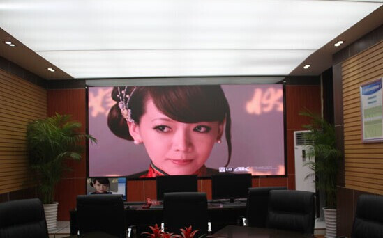 ���u�҃�(n��i)ȫ��led�@ʾ��